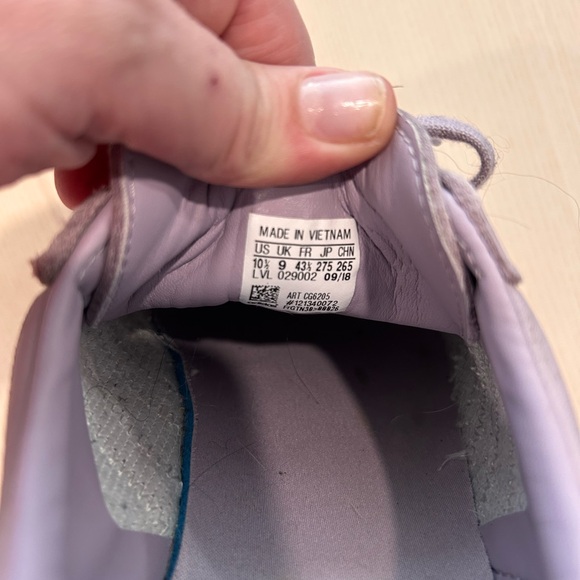 Adidas Sambae Lilac Leather Low-Top Sneakers - Picture 3 of 4